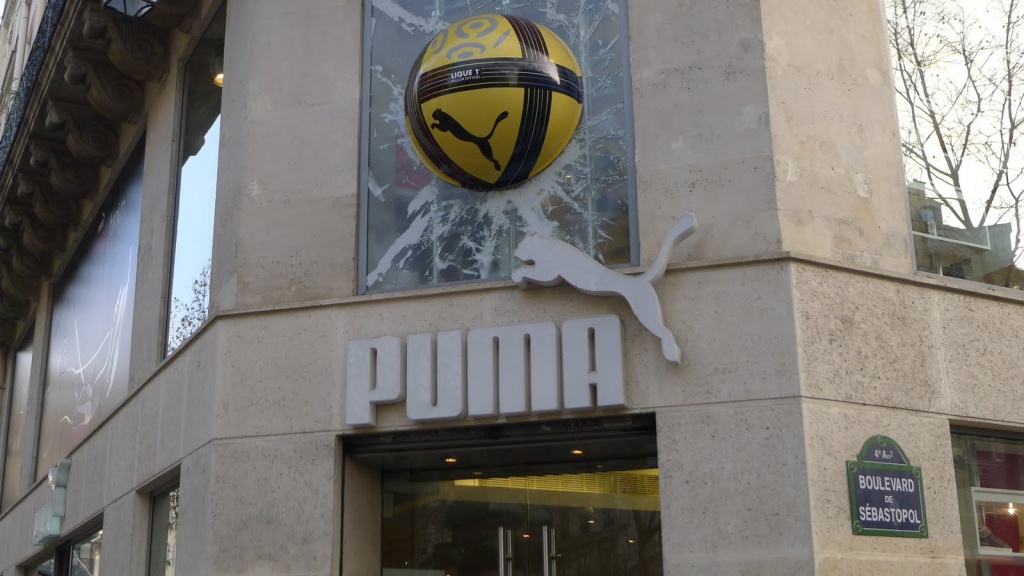 Abbruch & Entkernung Puma Shop Paris